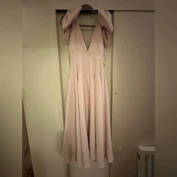 Elegant Pink Bow Dress - Picture 6 of 10